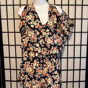 Moon Kiss Romper Size M